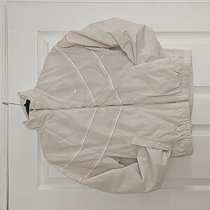 Nike Sport Wear Full Zip Windrunner New without tags